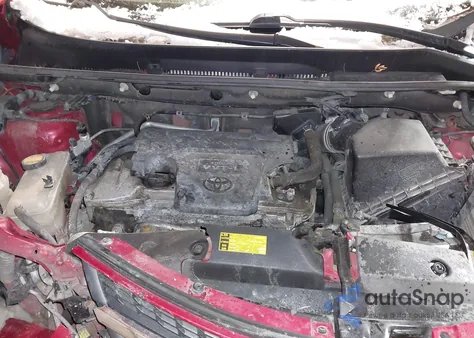 2014 Toyota Rav4 Xle z USA, uszkodzony, nr VIN 2T3RFREV0EW149431